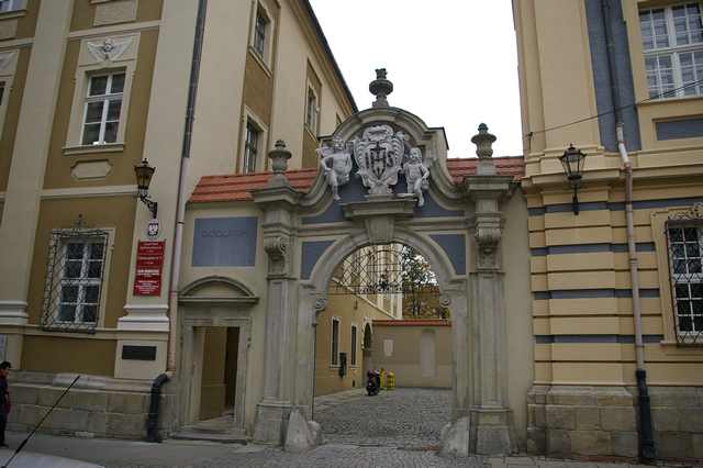 Carolinum2716